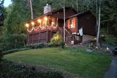 Image de Pigeon Forge Convention Center-1 Mile-HotTub-Pets-No Steep Road-3b/2BHotTub-Pets