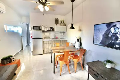Image de Modern Farmhouse 1. 6 with secure parking