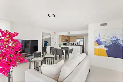 Image de Designer 3br Penthouse★Family Oriented★Water View