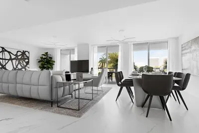 Image de Gateway 2br Apt★Rooftop Pool★Perfect For Families