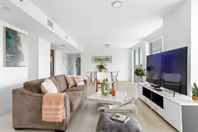 Image de Luxuries 2br Apt★Family vacation★Bay Harbor Island