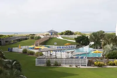 Image de Crystal Coast Condo - Full Amenities!