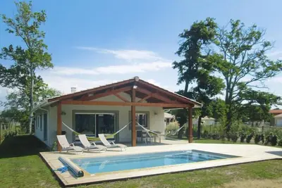Image de Maison de vacances avec piscine