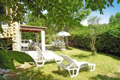 Image de Maison de vacances avec piscine א Vaison-la-Romaine