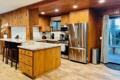 Image de Lazy Bear Bungalow Pet Friendly Lake Escape