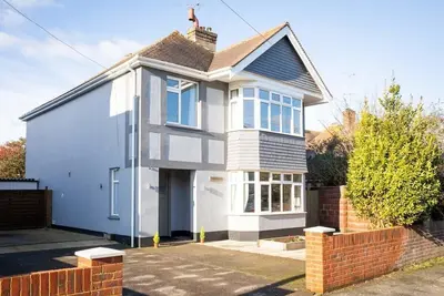 Image de Spacious House for 10 with Hot Tub Nr Beach