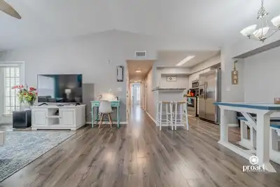Image de Gorgeous 3 bed 2 bath condo with pool near beach