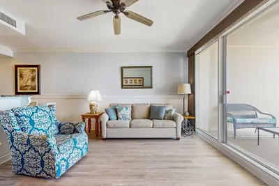 Image de Beachside Condo in Prime Location w/Free WiFi, Shared Pool & Hot Tub, Central Ac