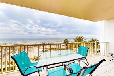 Image de Gorgeous Beach Condo w/Stunning Gulf Views, Shared Hot Tub & Pool, Free WiFi