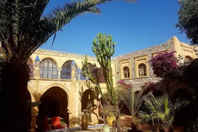 Image de Maison de charme ancienne avec personnels de maison