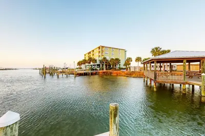 Image de Bay View Condo w/ Deck, Assigned Boat Slip, WiFi, Ac & Shared Pools/Hot Tubs