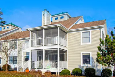 Image de Sea Colony 1st-floor condo - pool, beach access & new appliances (March 2023)