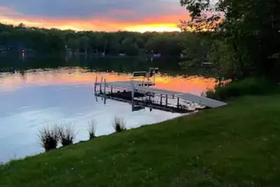 Image de Waterfront Cottage -Stone Lk - Sandy\/ Dock - Pets