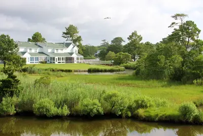 Image de Mallard Lakes Home Overlooking the Water w/Shared Pool, Free WiFi, W/D