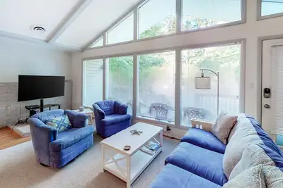 Image de Bethany west home close to the beautiful water w/free WiFi, private Wd