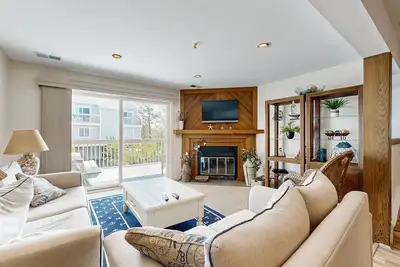 Image de Indian Harbor Villas home close to the beach with private washer/dryer & WiFi