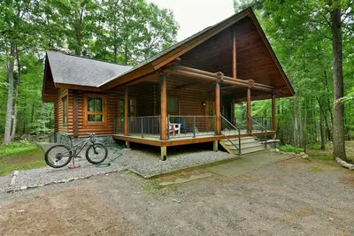 Image de The Bike House, an Euro Log Home near Cable and Drummond, Wi