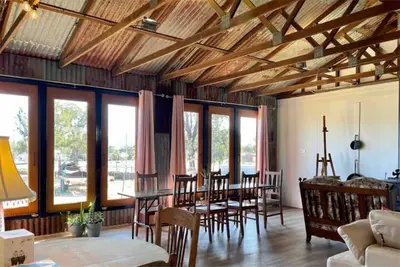 Image de Barn Cottage | Granite Belt Tiny Town Stay