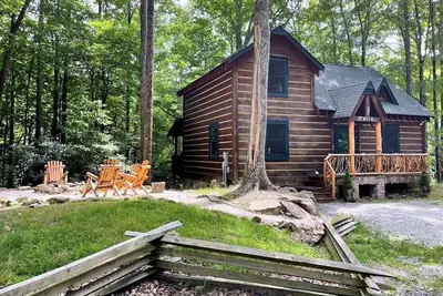 Image de Cabin Retreat! Peaceful, Dog Friendly, Seasonal Views!
