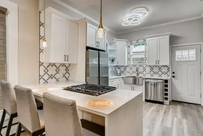Image de Newly Remodeled, Modern Denver Home