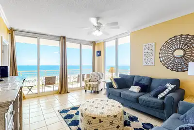Image de 3rd-Floor Gulf-Front Condo w/Balcony, Shared Hot Tub, Heated Pool, & Fast WiFi