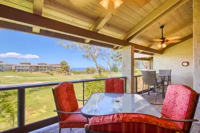 Image de Golf course adjacent condo with furnished balcony, pool & fast WiFi
