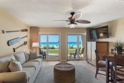 Image de 11- Coral Reef Club- Beautiful Beach Front Condo