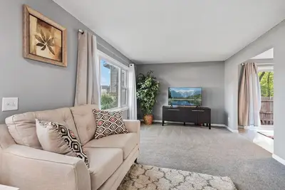 Image de Relaxing Home, Family friendly, close to Malls, 5 miles to Dt St. Paul