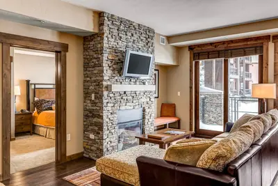 Image de Picturesque Steamboat Springs Condo near Gondola w/Shared Hot Tub