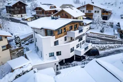 Image de Maison Sabrina Appartement \"Kreuzjoch\" avec vue sur les montagnes, Wi-Fi & Terrasse