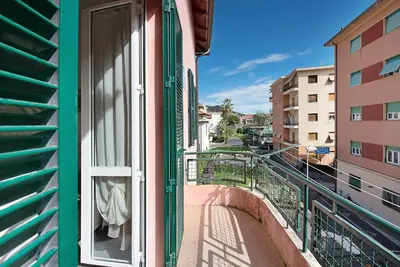 Image de Appartement \"Bilocale Cilea con Balcone\" avec Balcon et A\/C