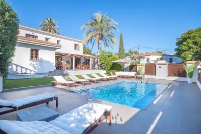 Image de Villa 'Scandinavian Design' avec vue sur la mer, Wi-Fi et climatisation