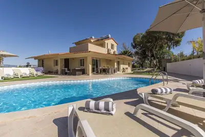 Merveilleuse Villa Carvoeiro | Quinta da Saudade | Piscine privée | Tennis de table