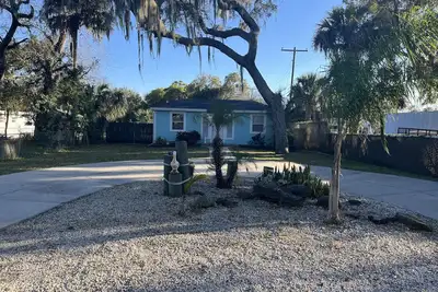 Image de Minutes from beach, Daytona, New Smyrna and Ormond Centrally located
