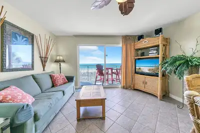 Image de Discover the ultimate seaside escape at Pelican Isle Unit 217
