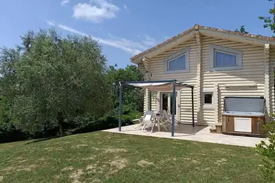 Image de Chalet en fuste unique et atypique
