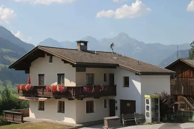 Appartement avec balcon à Hart im Zillertaler