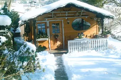 Image de Chalet à Caroles avec une forêt voisine