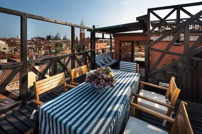 Image de Rooftop Terrace Penthouse & 360° Views - Venice5th