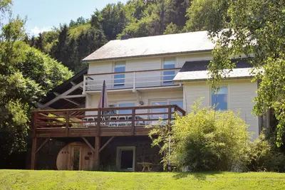 Image de Maison de vacances spacieuse Ă Rendeux avec sauna