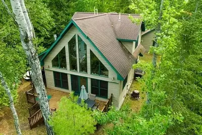Image de Up North Lakefront Rental Cabin on Lake Esau