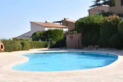 Image de Maison à Théoule-sur-Mer avec vue sur mer