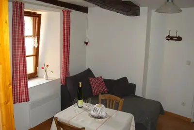Bel appartement à Riquewihr près de la forêt