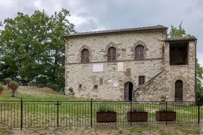 Ferme avec piscine א Michelangelo