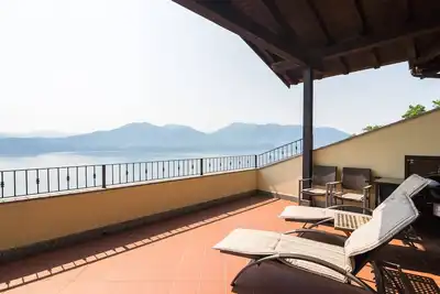 Maison panoramique dans une résidence