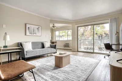 Image de Amazing Mountain View 2br w/ Pool & Gym, 5 min to Target, by Blueground