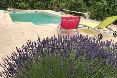 Image de Maison avec piscine dans les champs de lavande proche des Gorges du Verdon
