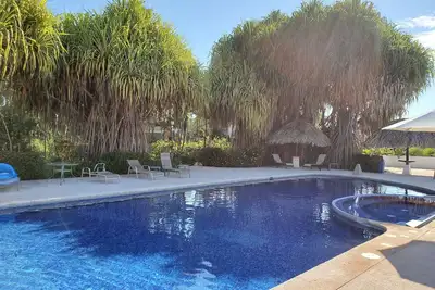 Image de Condo with ocean views;