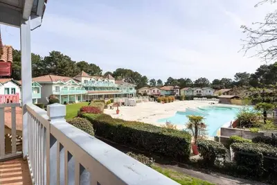 Image de Maison sur golf à Lacanau-Océan avec piscine chauffée