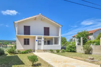 Image de Maison Marko (82821-K1) - Nevidane - île de Pasman